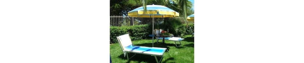 Hotel Lo Smeraldo 치스테르니노 외부 사진